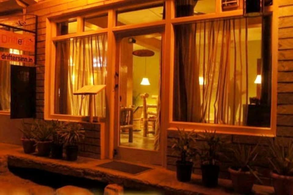 مايالي Drifter'S Inn & Cafe المظهر الخارجي الصورة
